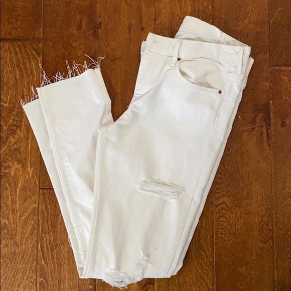 White distressed jeans - Picture 3 of 6